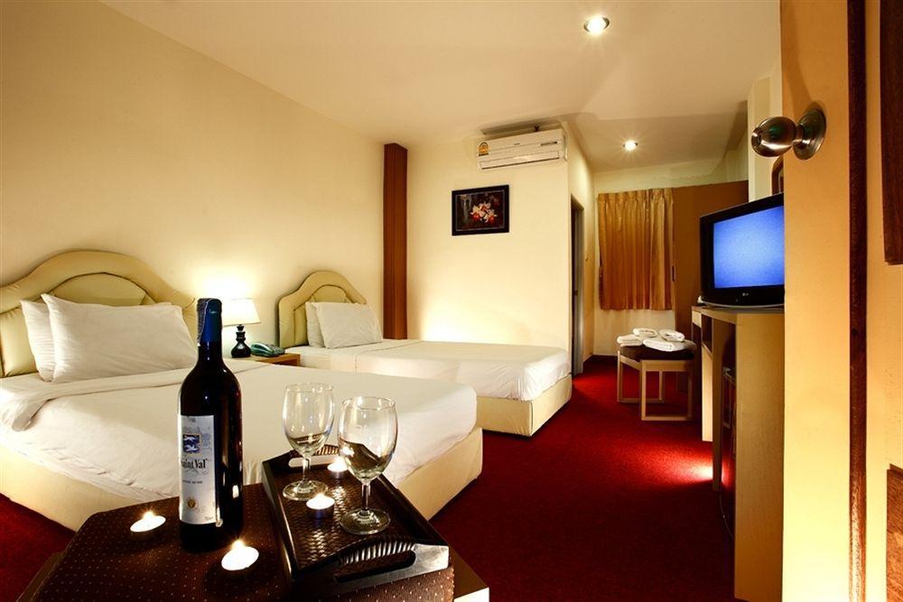 Victoria Nimman Hotel Csiangmaj Kültér fotó